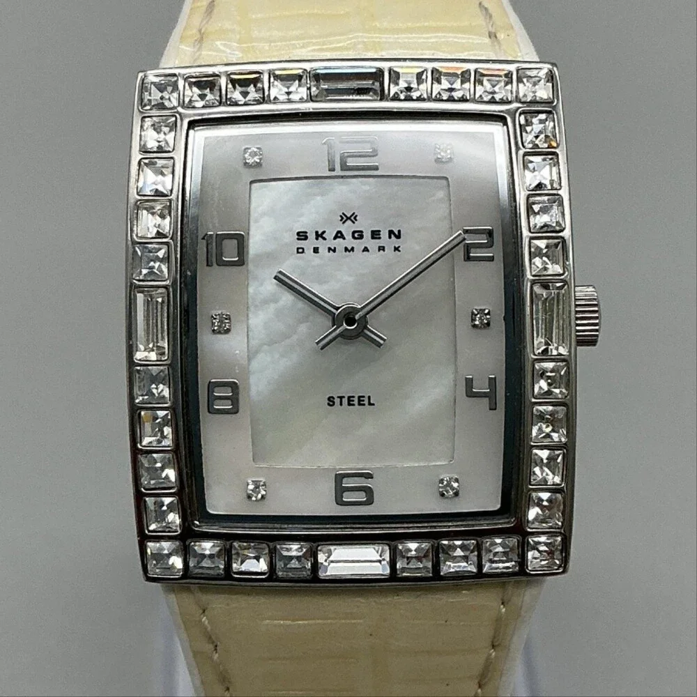 Skagen Womens Watch 25mm MOP Dial Crystals Beige Leather 527SSLW8A New Battery